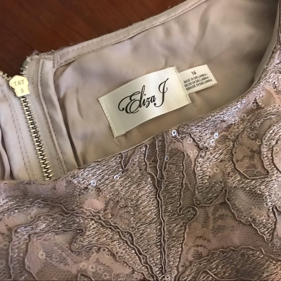 Eliza J Champagne Sequin Dress - Picture 4 of 4